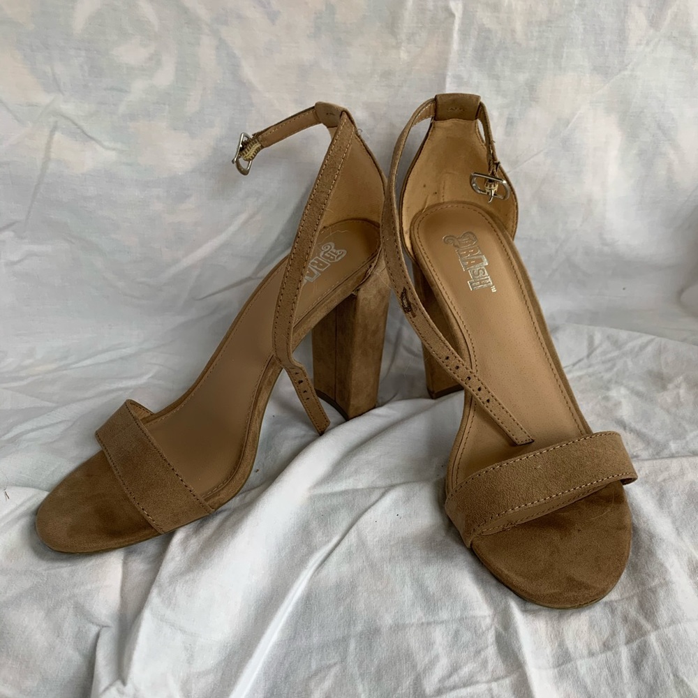 Nude Heels with Strap